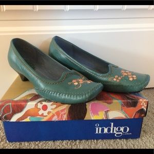 Indigo by Clarks Vermouth Kitten-heel Moccasin
